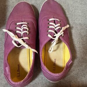 LL Bean Womens purple lace up shoes